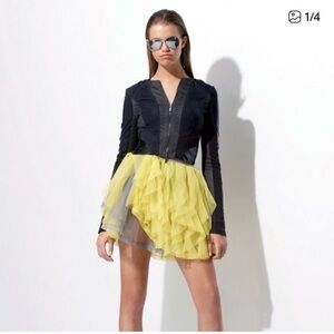 BCBGMaxAzria Runway Collection Yellow and Gray Layered Skirt